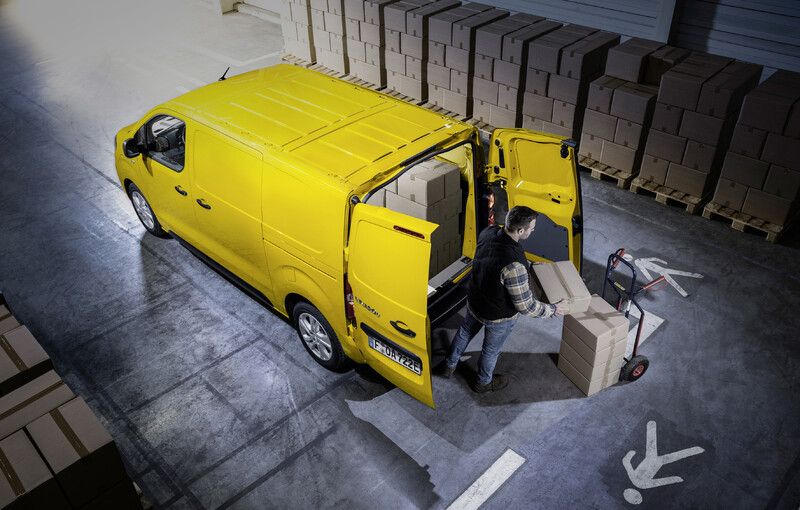 Auto Deters - Opel Vivaro-e Cargo bei AutoDeters in Osnabrück